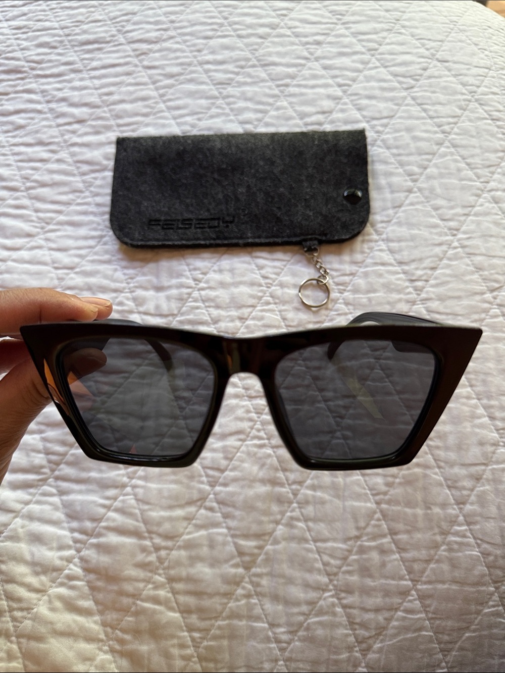Square Cat Eye Black Sunglasses - Picture 2 of 6